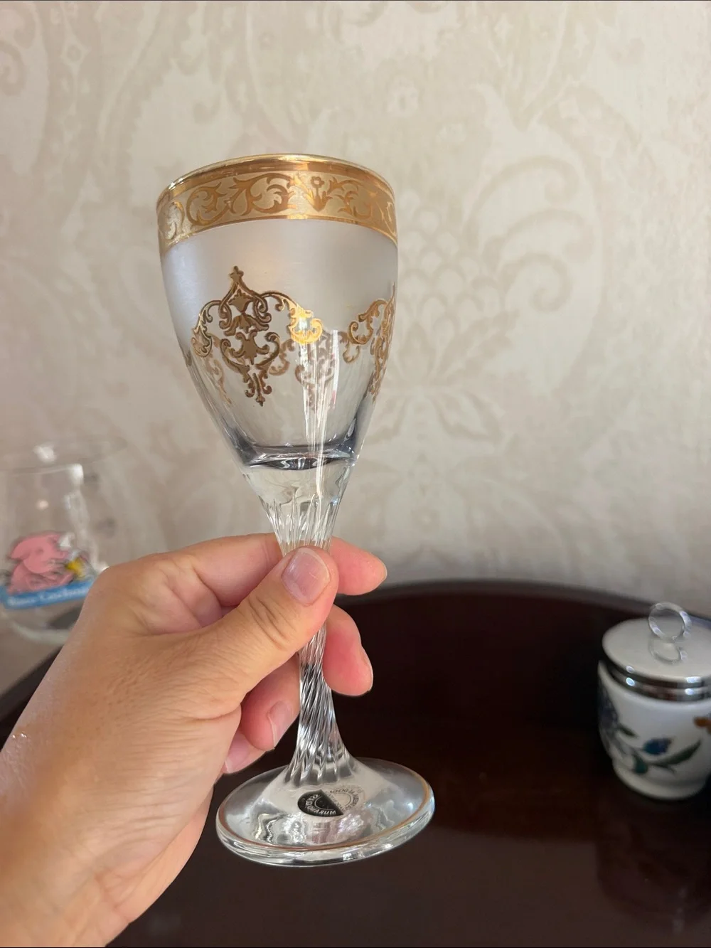 Murano  Gold-Trimmed Frosted Wine Glass - Decorative Home Dining Glassware